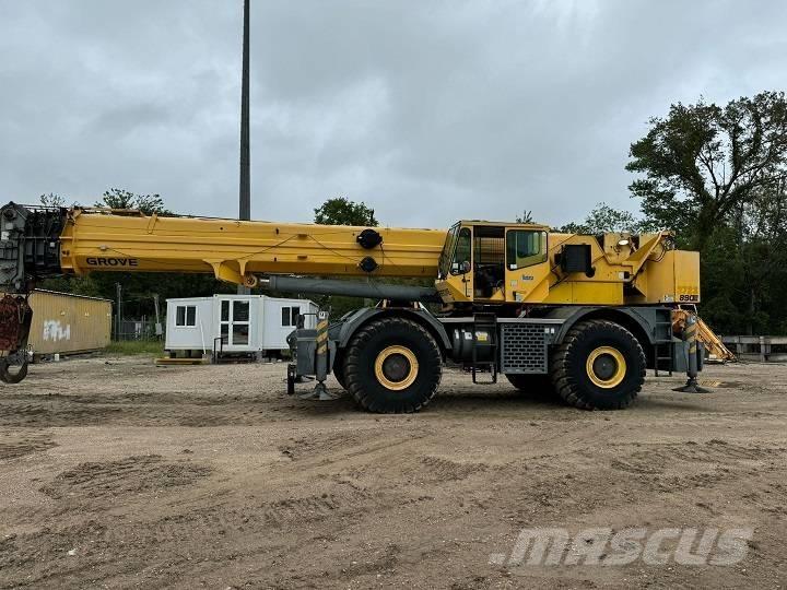 Grove RT 890 E Ruwterrein kranen