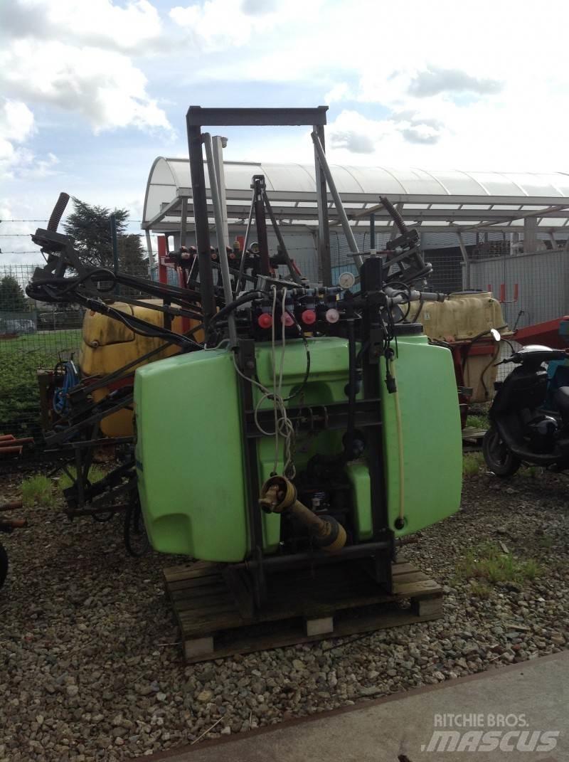 Tecnoma Télec Getrokken spuitmachines