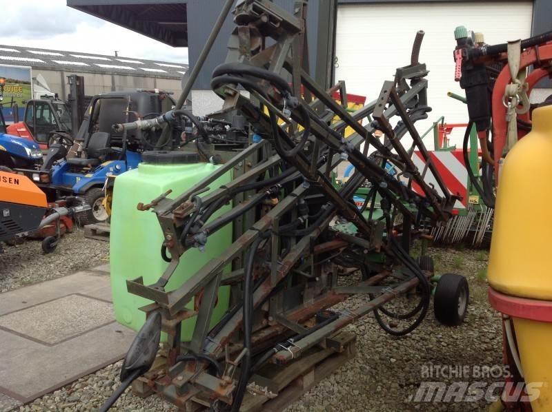 Tecnoma Télec Getrokken spuitmachines