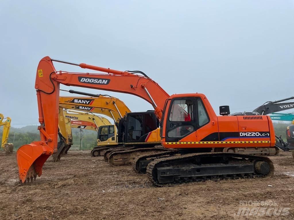 Doosan DH 220 Rupsgraafmachines