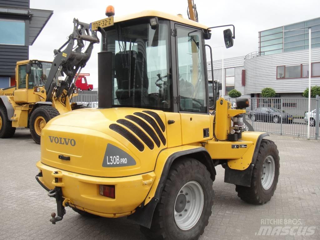 Volvo L 30 B Wielladers