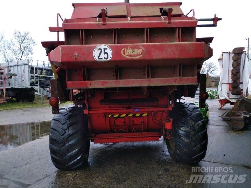 Vicon HP 1600 Vierkante balenpers