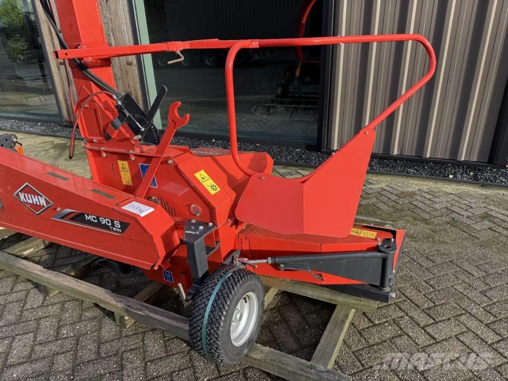 Kuhn MC 90S Getrokken veldhakselaar