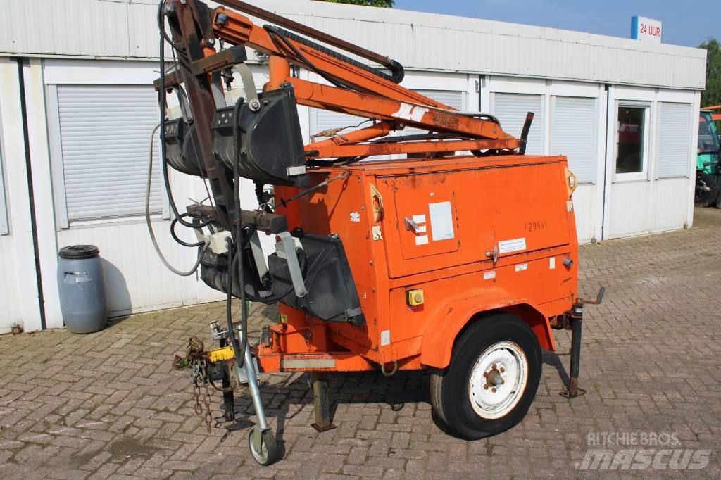 JLG 6308 AN Mobiele lichtmasten