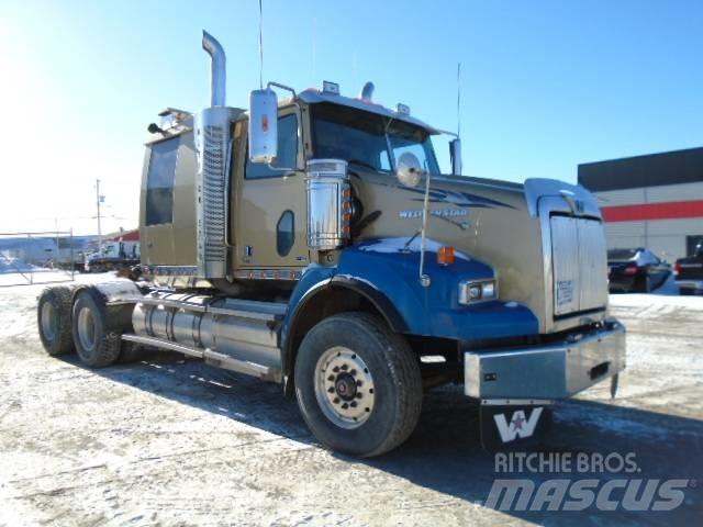 Western Star 4900 SB Trekkers