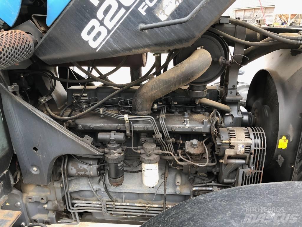 New Holland 8260 Tractoren