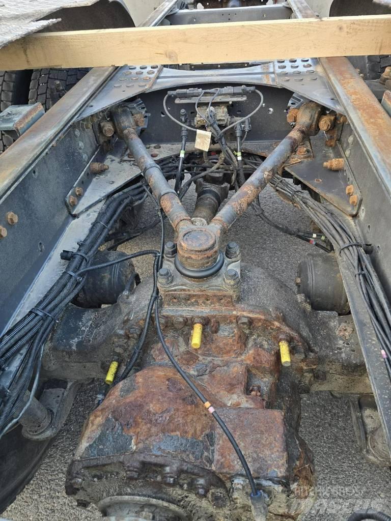Volvo FE 320 Chassis met cabine