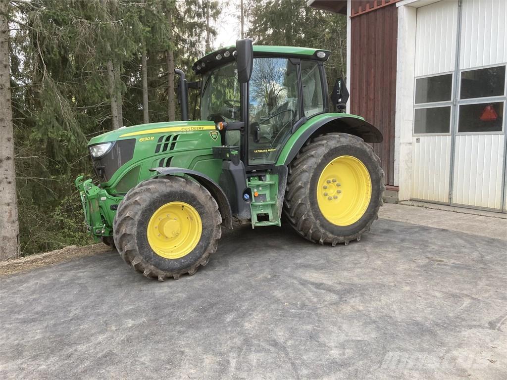 John Deere 6130 R Tractoren