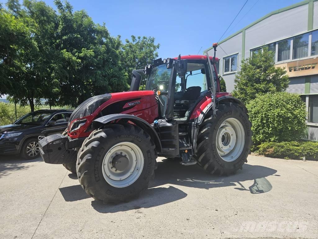 Valtra T 195 Active Tractoren