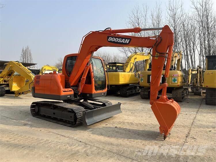 Doosan DX75 Rupsgraafmachines