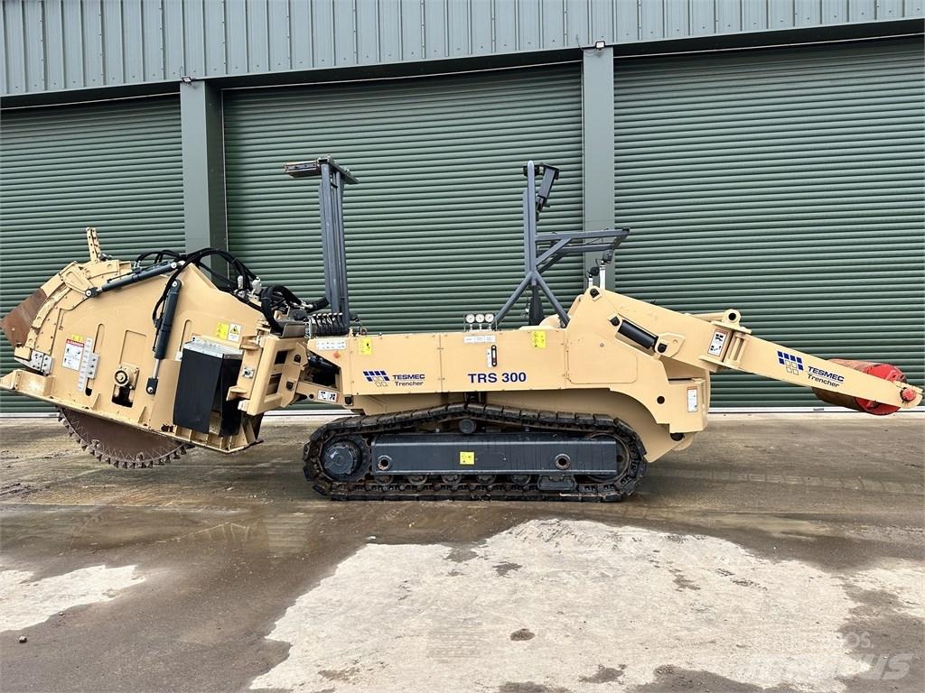Tesmec TRS300/140 Sleuvengravers