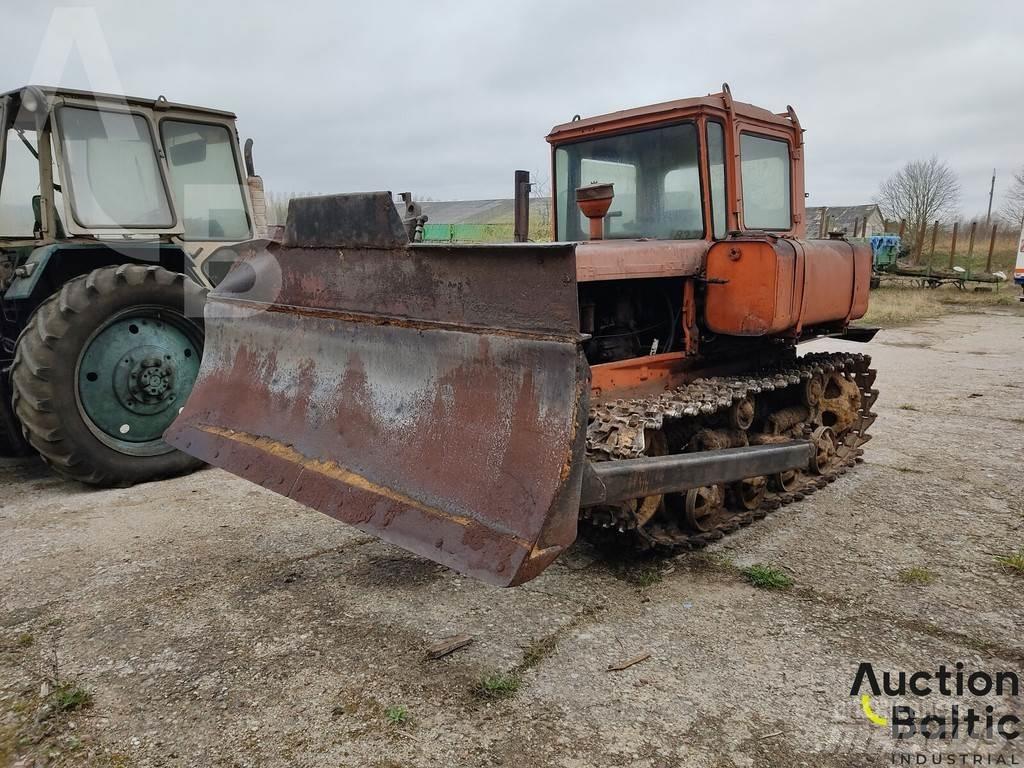  Onbekend DT-75 Rupsdozers