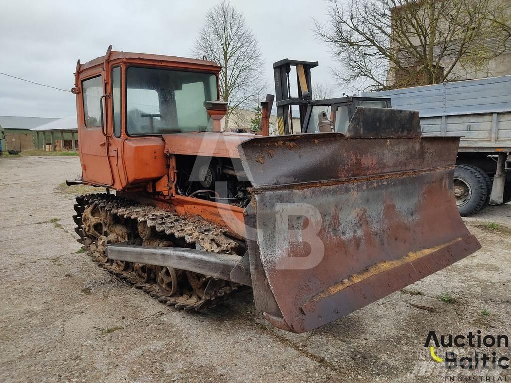  Onbekend DT-75 Rupsdozers