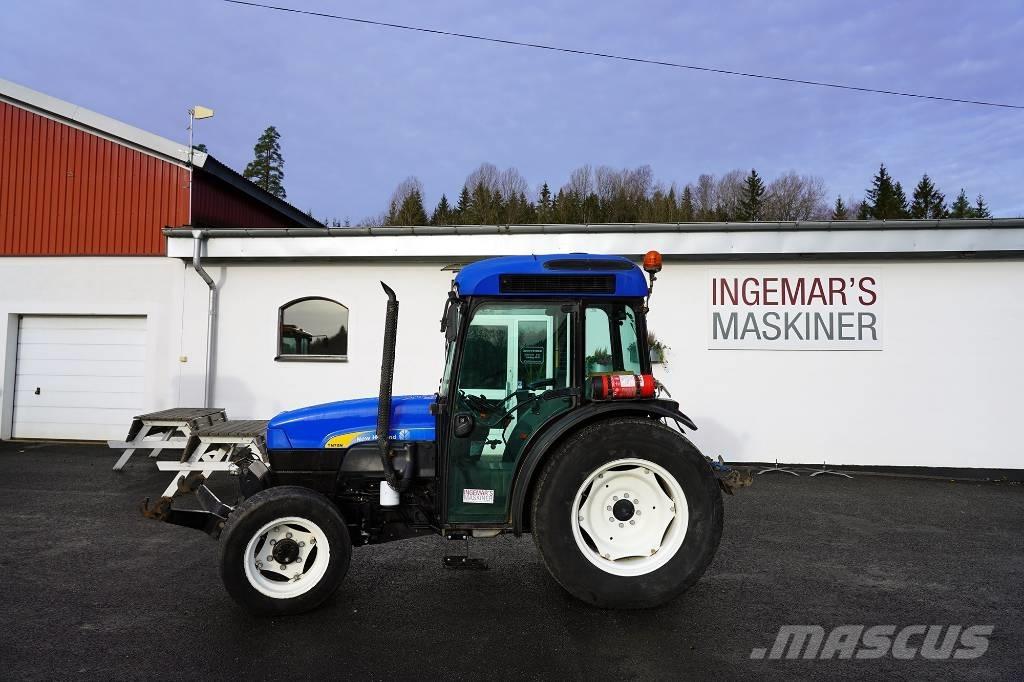 New Holland TN70NA Tractoren