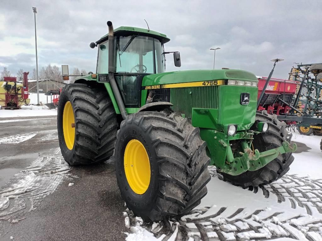 John Deere 4755 Tractoren