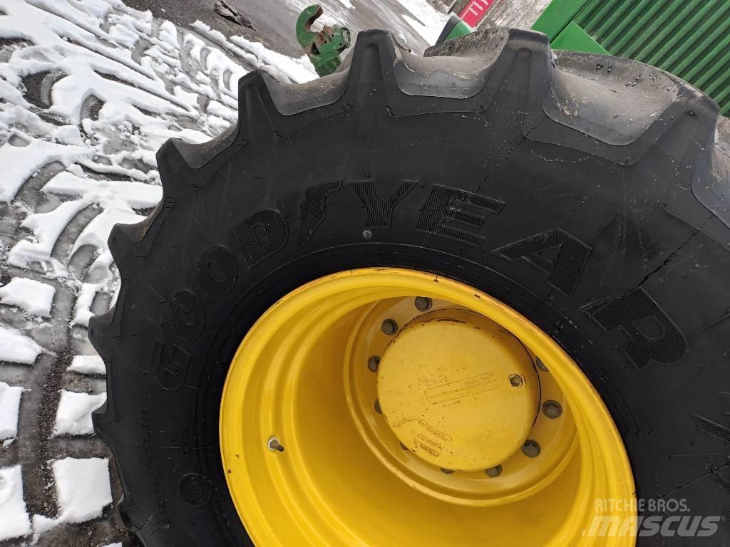 John Deere 4755 Tractoren