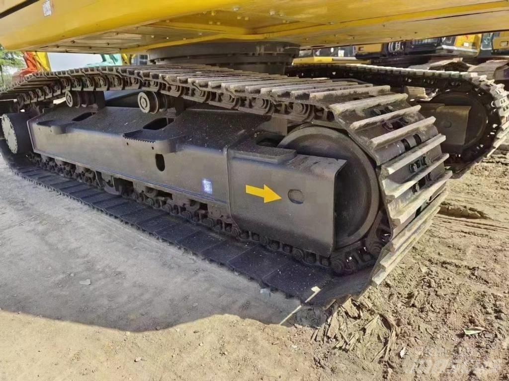 Komatsu PC 200-8 Rupsgraafmachines