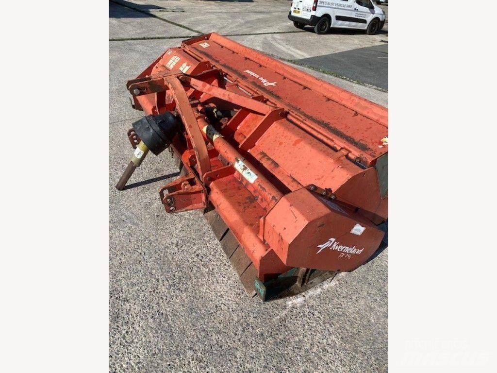 Kverneland FX 265 Gemonteerde en gesleepte maaiers