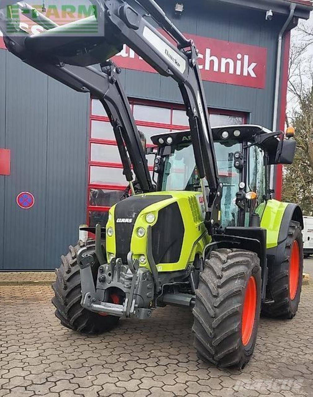 CLAAS arion 510 Tractoren
