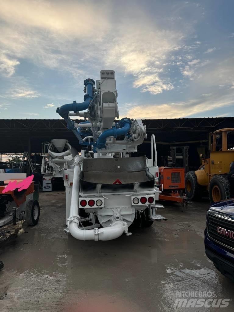 Schwing 31 z Betonpomptrucks