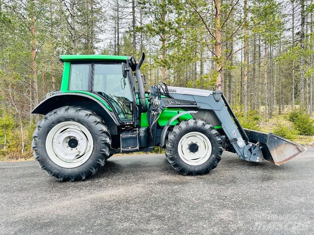 Valtra T 131 Tractoren