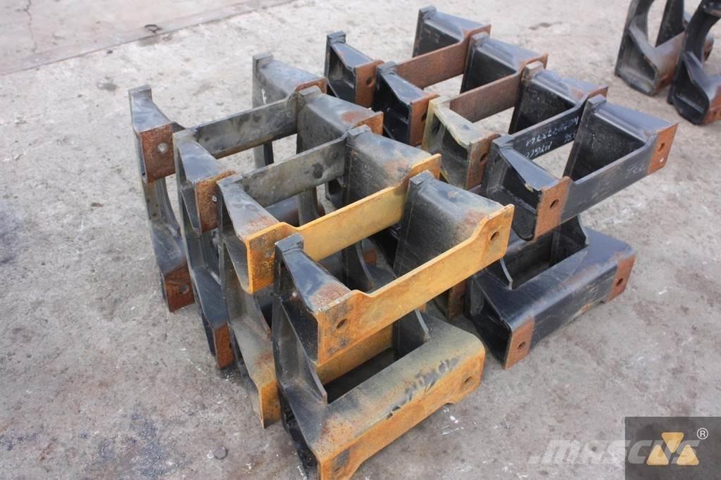 CAT Trackguards Chassis en ophanging