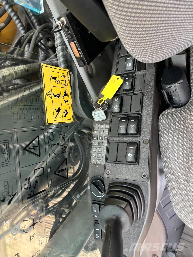 Volvo EC 140 DL Rupsgraafmachines
