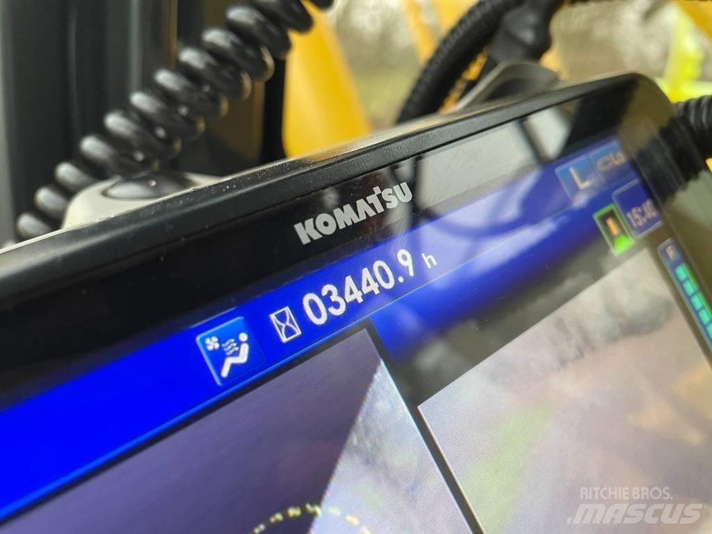 Komatsu PC 138 Graafmachines Long Reach