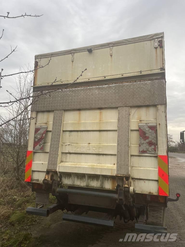 MAN TGM 15.250 Bakwagens met gesloten opbouw