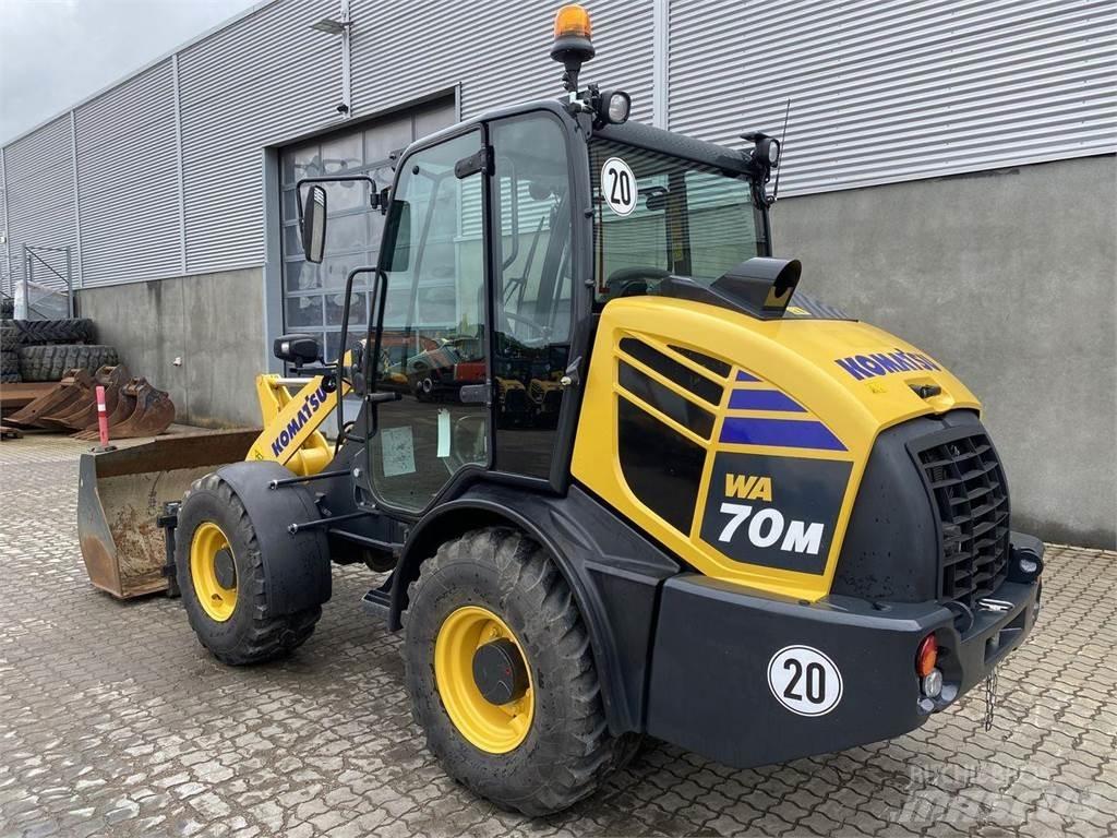 Komatsu WA70M-8EO Knik- en schrankladers