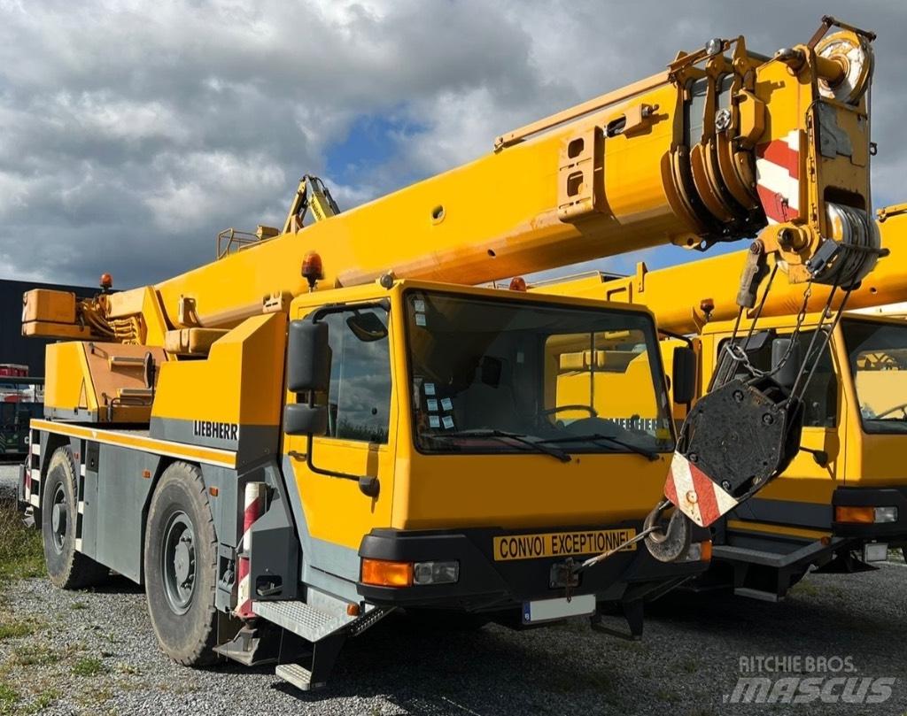 Liebherr LTM 1030-2 Ruwterrein kranen