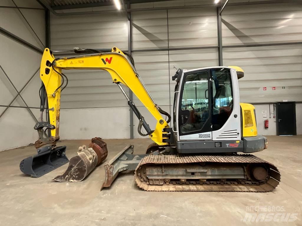 Neuson ET 90 Midigraafmachines 7t - 12t