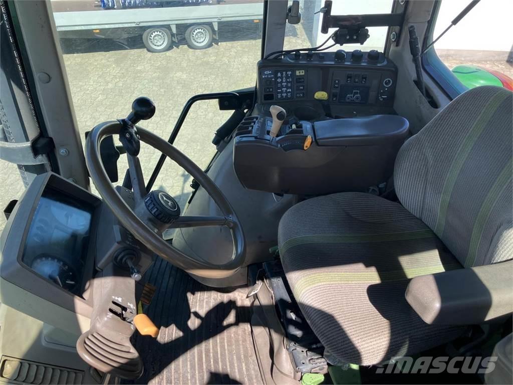 John Deere 6820 Tractoren