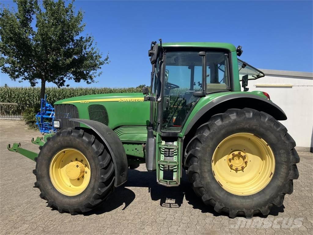 John Deere 6820 Tractoren