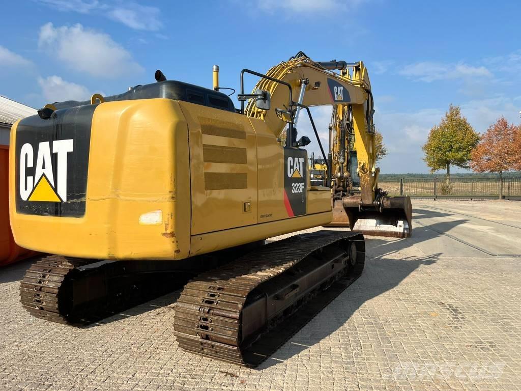 CAT 323 F L Rupsgraafmachines