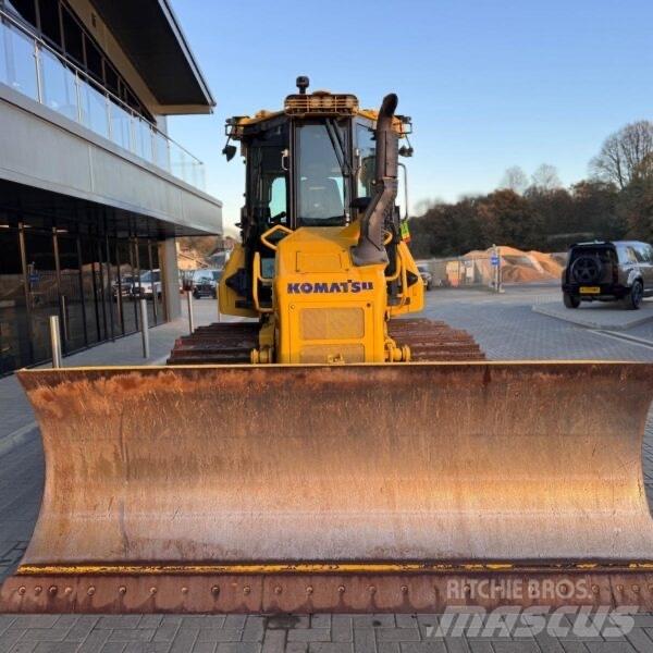 Komatsu D51PXI-24EO Rupsdozers