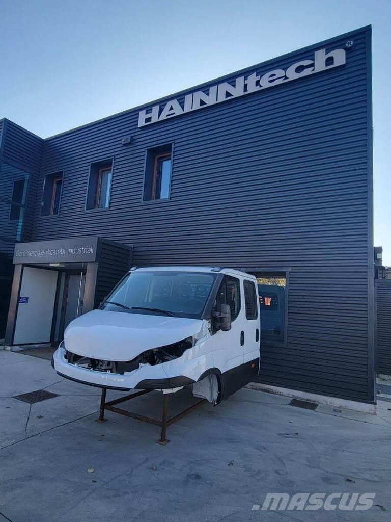 Iveco DAILY E6 Cabine en interieur