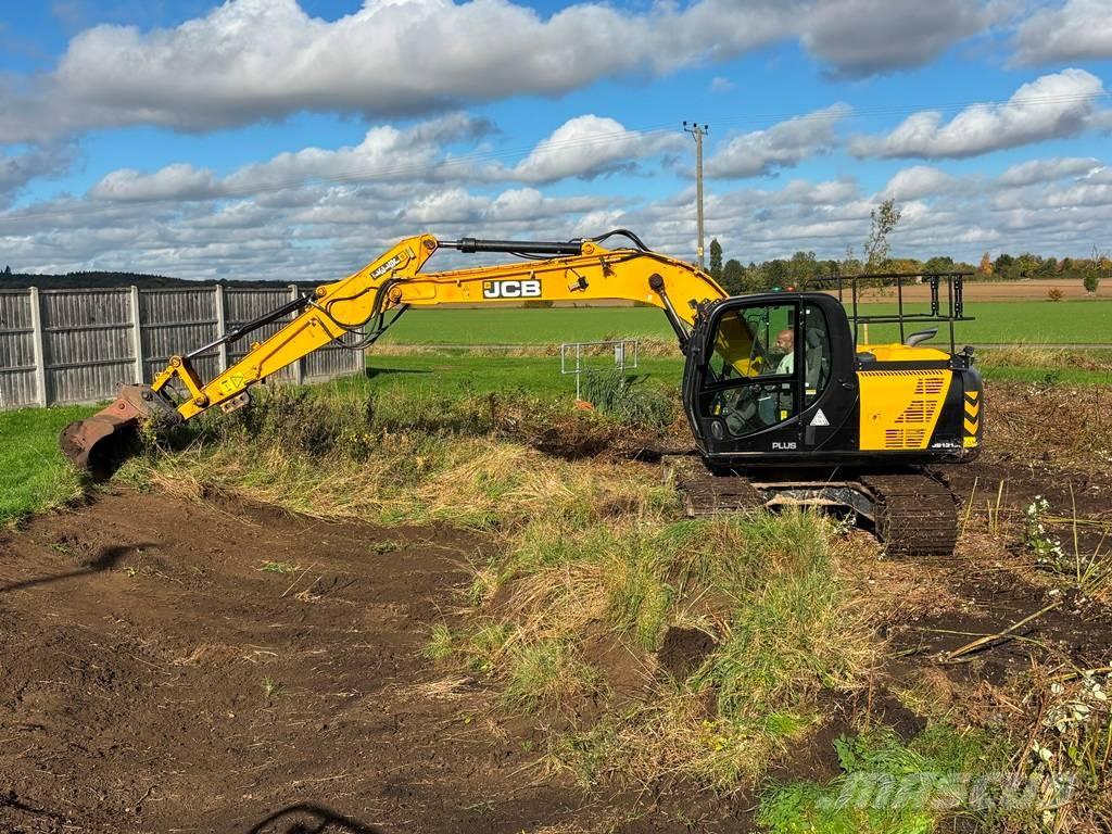 JCB JS 131 LC Rupsgraafmachines
