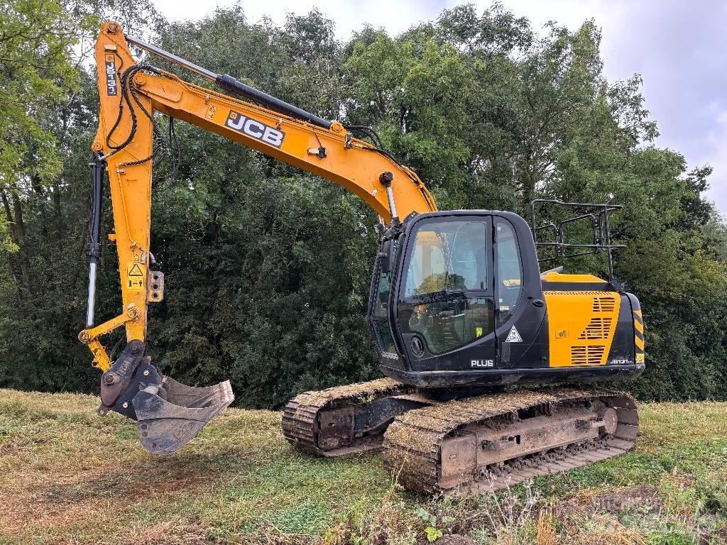 JCB JS 131 LC Rupsgraafmachines