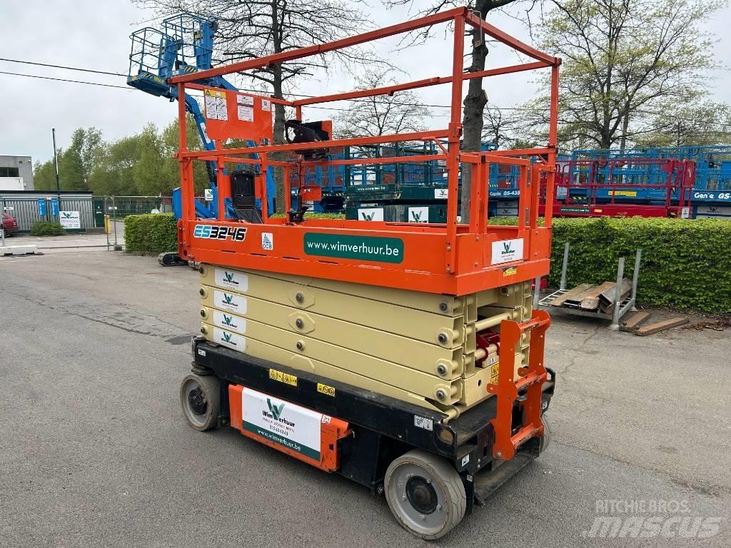 JLG 3246 ES Schaarhoogwerkers