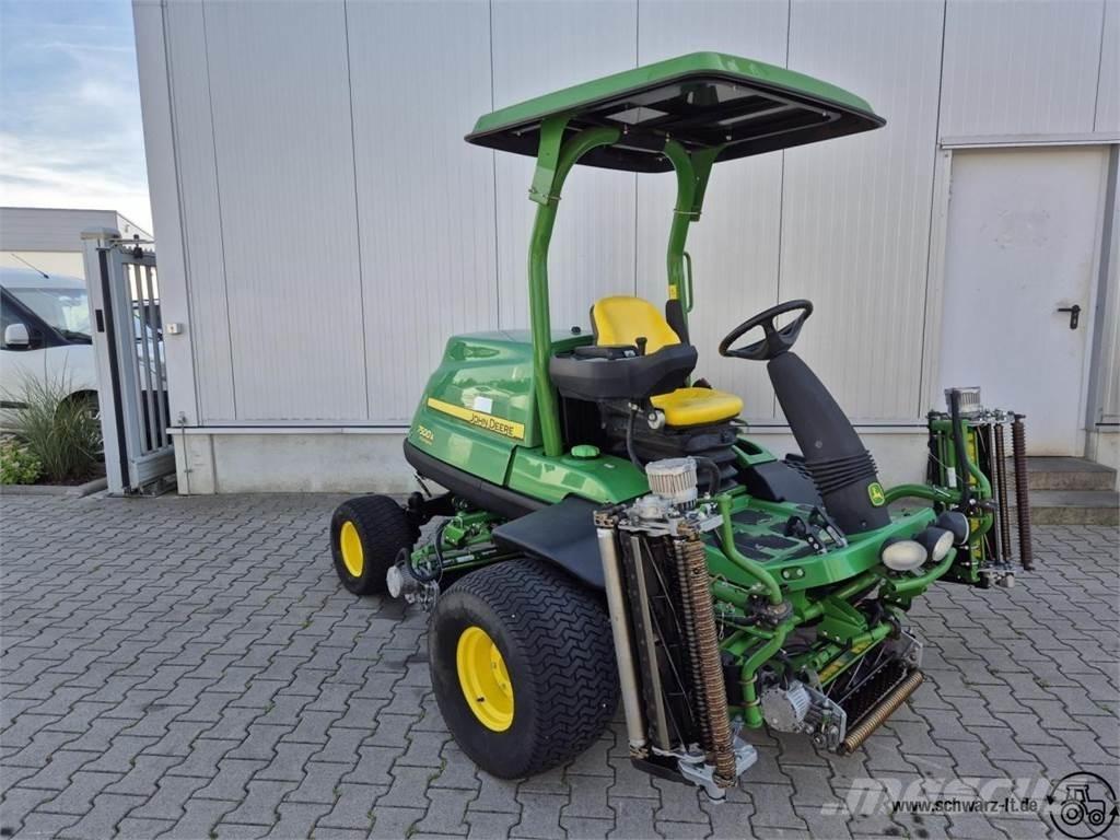 John Deere 7500A Golfkarretjes / golf carts