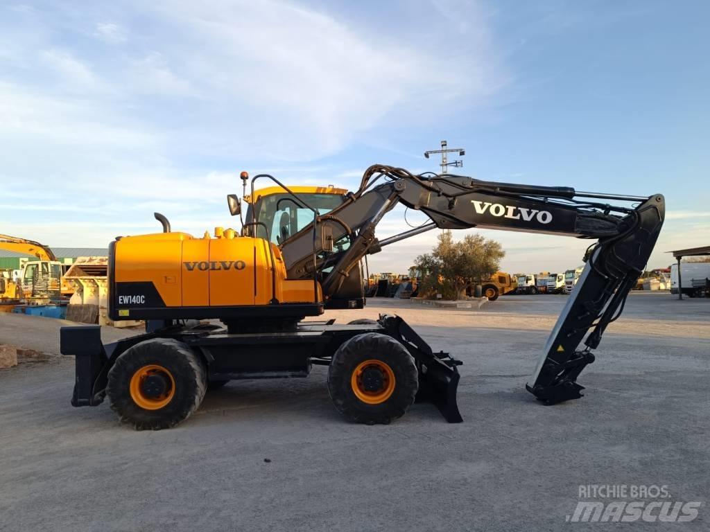 Volvo EW 140 C Wielgraafmachines