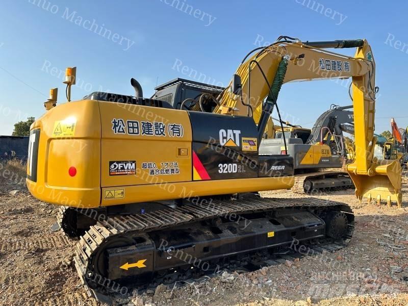 CAT 320D2 Rupsgraafmachines