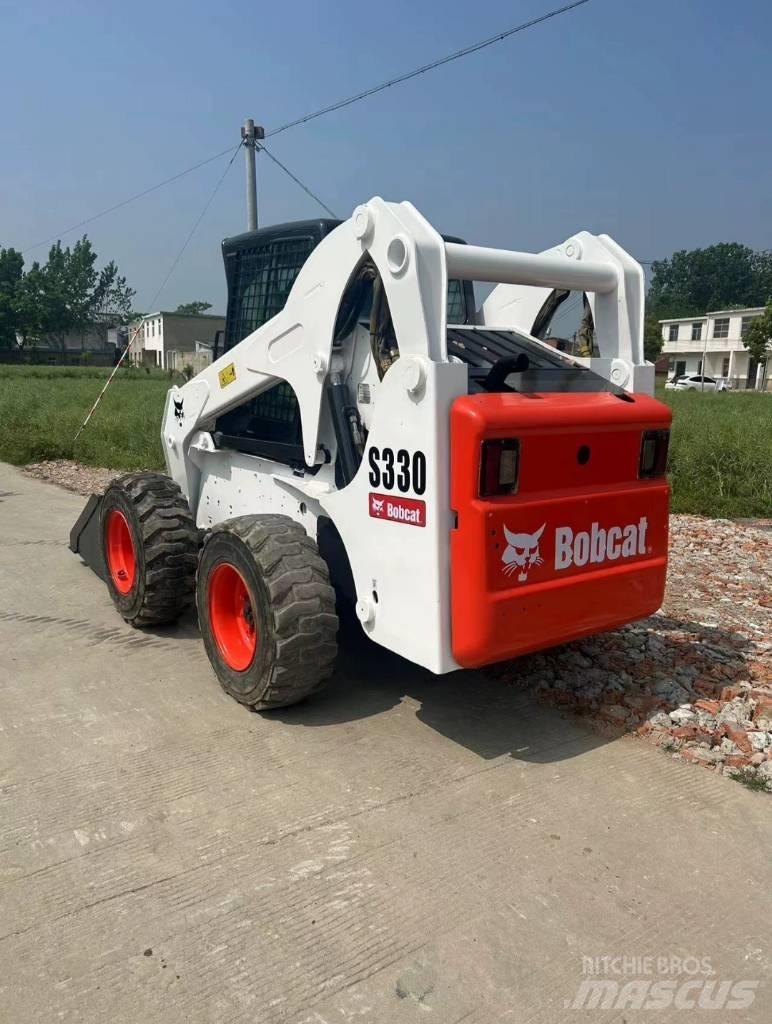 Bobcat S 330 Schrankladers