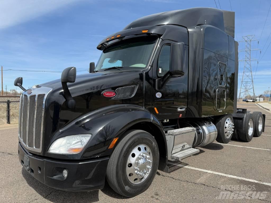 Peterbilt 579 Trekkers