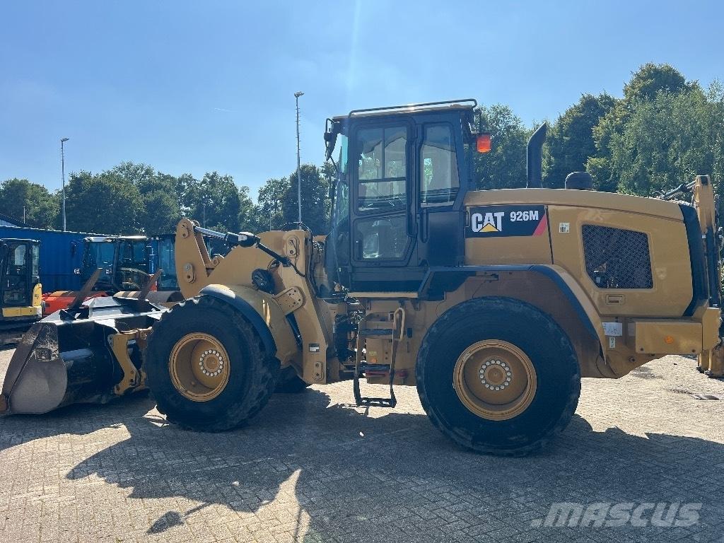 CAT 926M Rupsgraafmachines