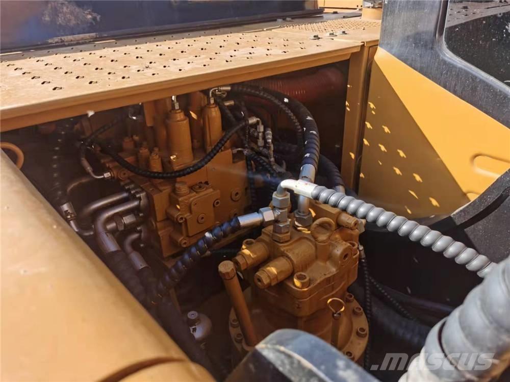 Sany SY 215 C Rupsgraafmachines