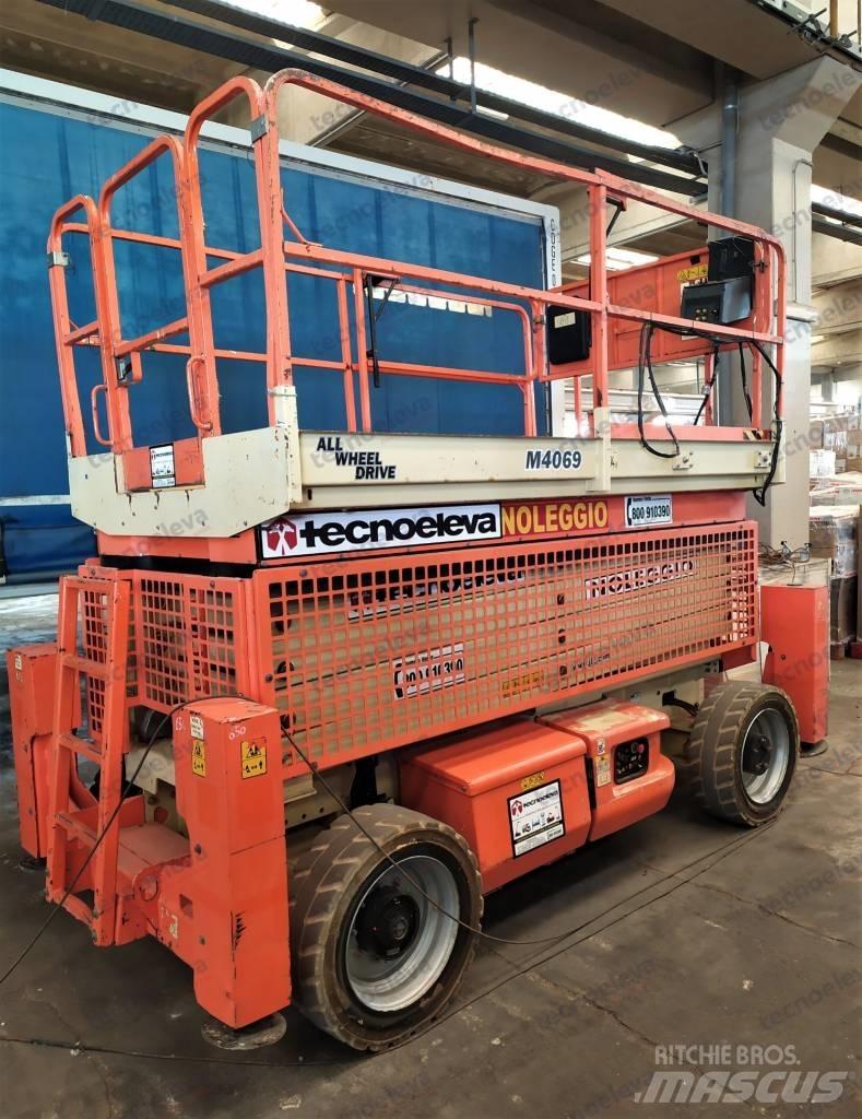 JLG M 4069 Schaarhoogwerkers