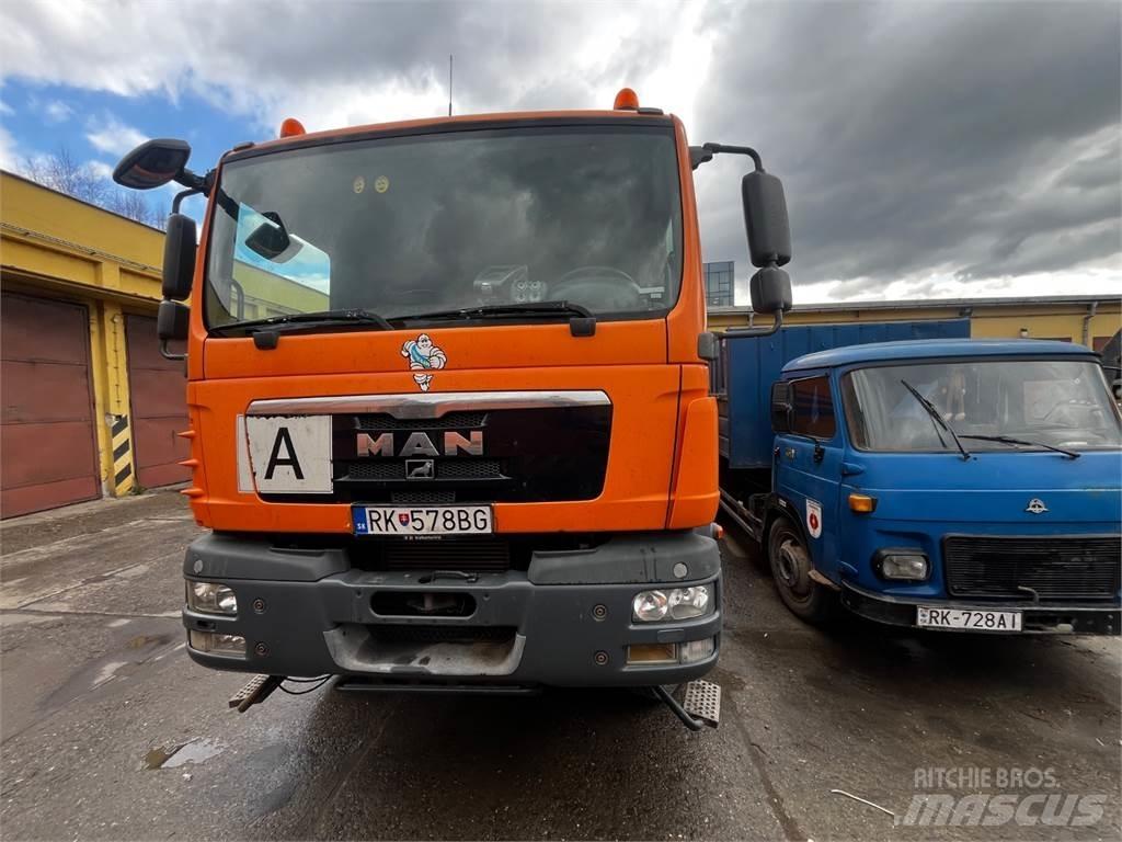 MAN TGM 18.250 4X4 Chassis met cabine