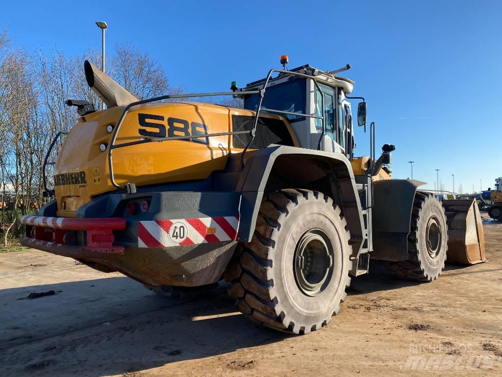 Liebherr L 586 Wielladers